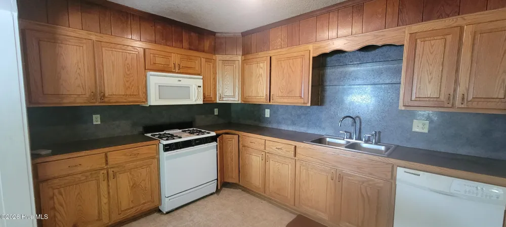 329 E 11th Street Washington, NC 27889