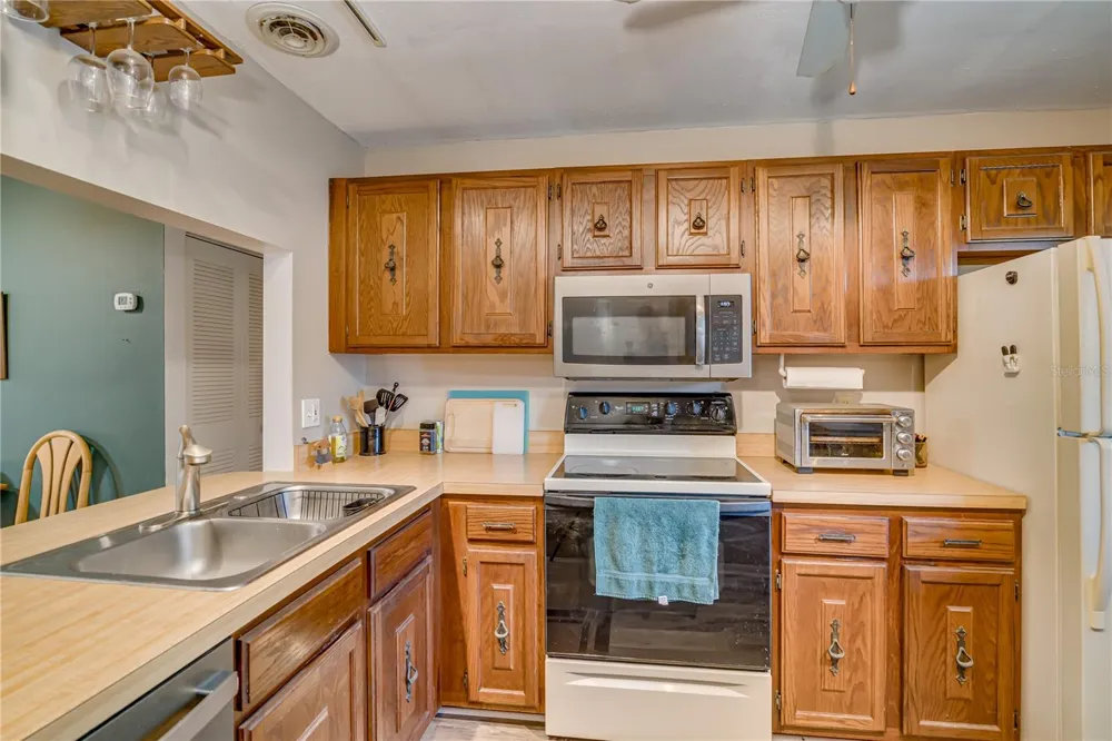 1119 9TH CIRCLE SE #1119 Largo, FL 33771