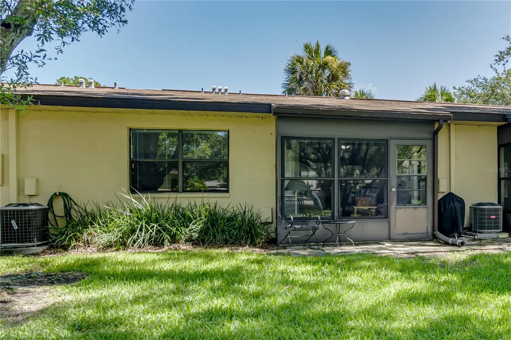 1119 9TH CIRCLE SE #1119 Largo, FL 33771