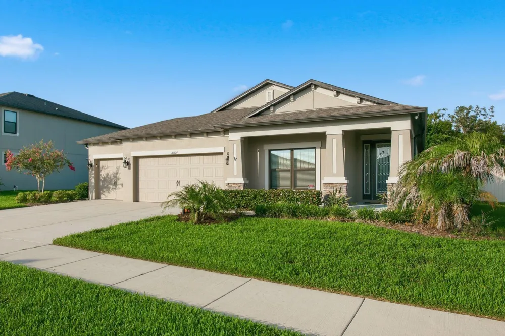 18624 MALINCHE LOOP Spring Hill, FL 34610