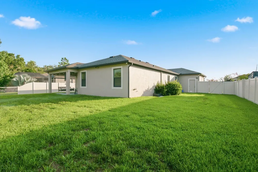 18624 MALINCHE LOOP Spring Hill, FL 34610