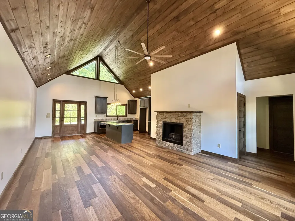 232 Red Tail LN Morganton, GA 30560