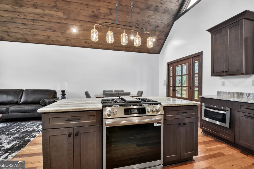 232 Red Tail LN Morganton, GA 30560