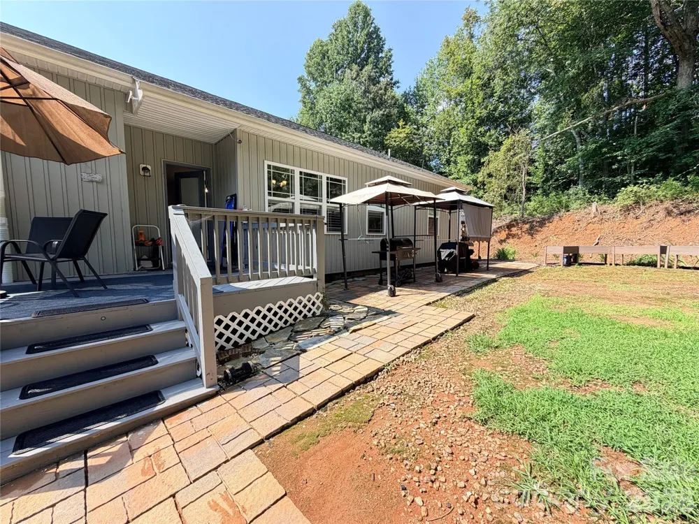 10 Mooney Drive Taylorsville, NC 28681
