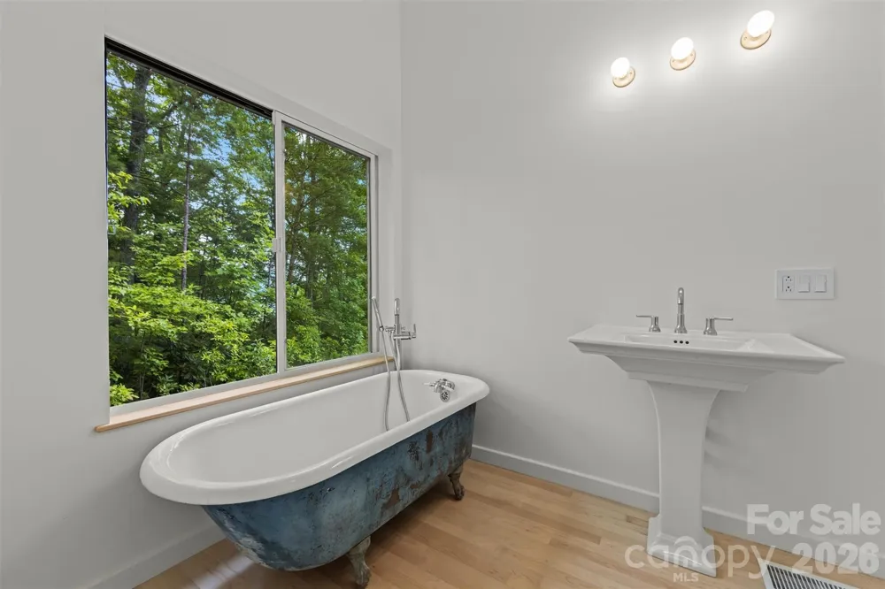 109 Pintail Place Whittier, NC 28789