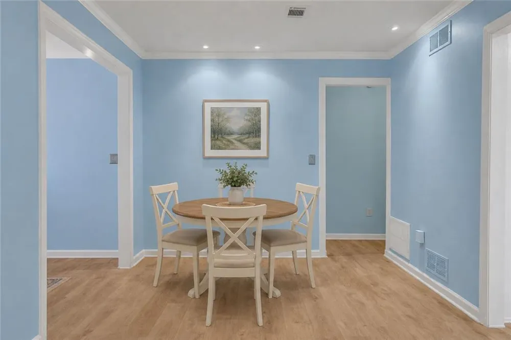 3843 Woodridge Way Tucker, GA 30084