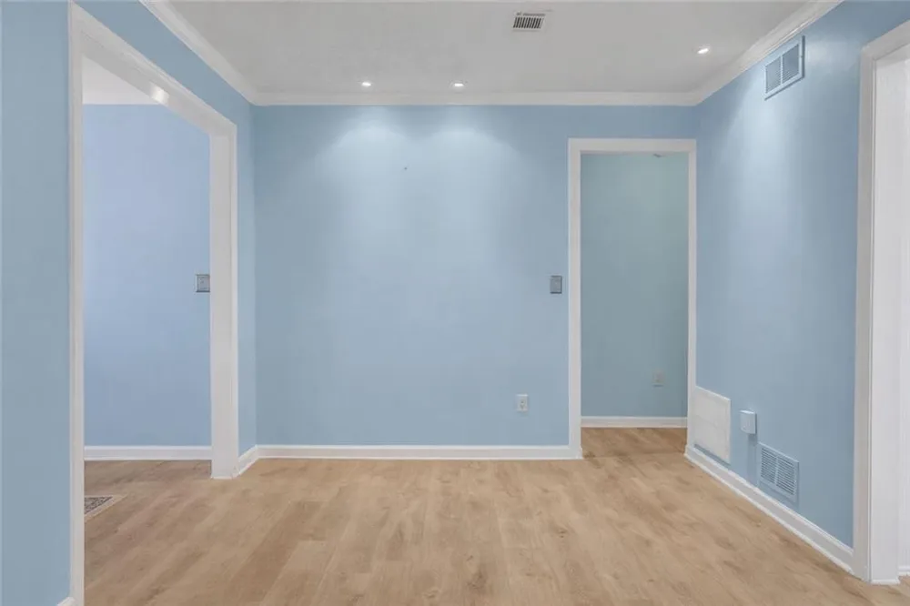 3843 Woodridge Way Tucker, GA 30084