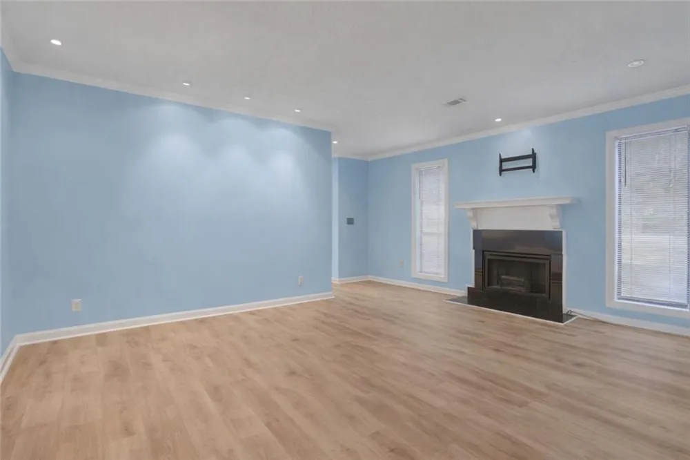 3843 Woodridge Way Tucker, GA 30084