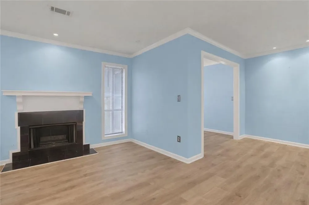 3843 Woodridge Way Tucker, GA 30084