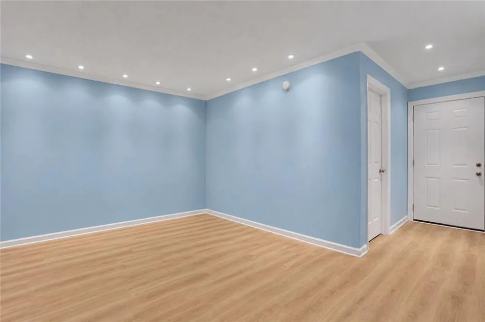 3843 Woodridge Way Tucker, GA 30084