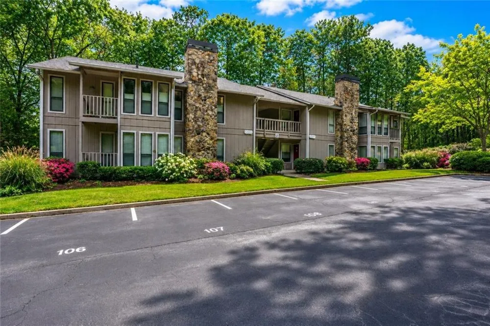 3843 Woodridge Way Tucker, GA 30084