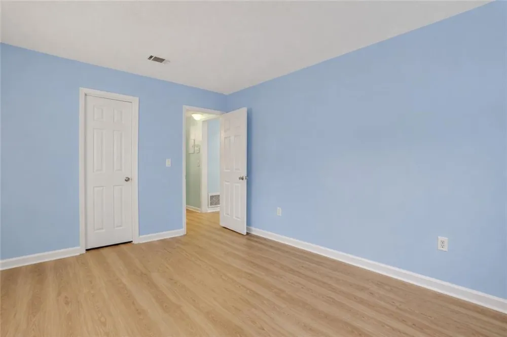 3843 Woodridge Way Tucker, GA 30084