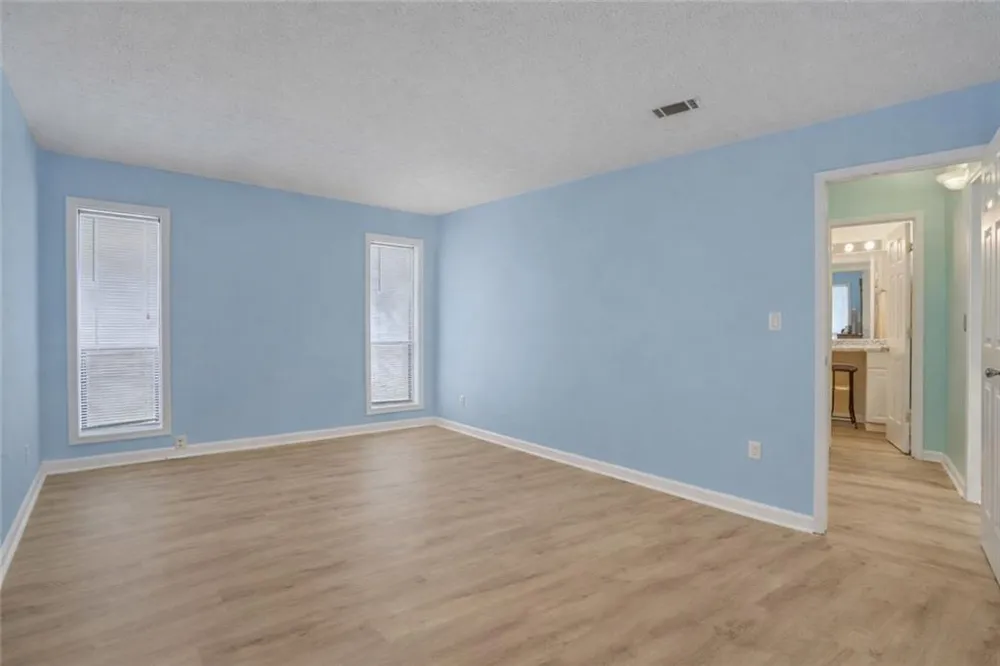 3843 Woodridge Way Tucker, GA 30084
