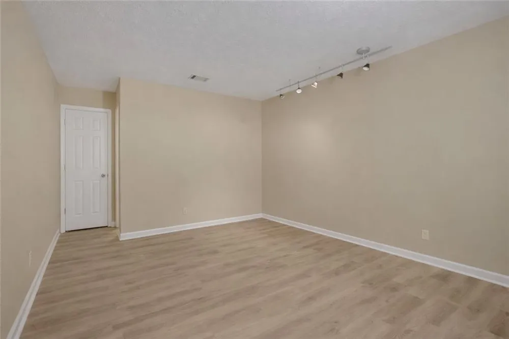 3843 Woodridge Way Tucker, GA 30084
