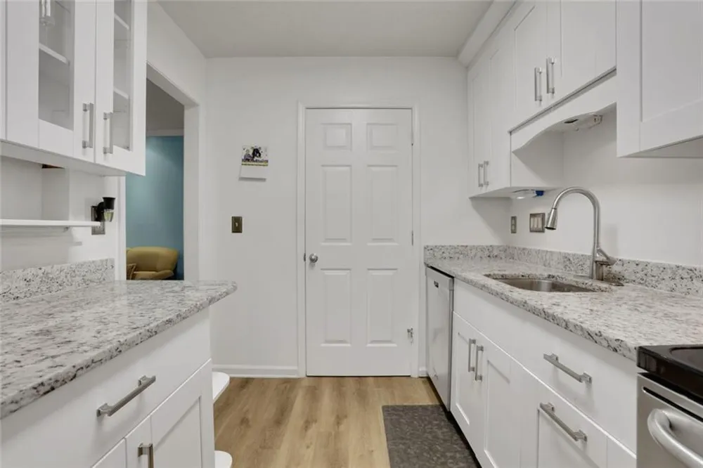 3843 Woodridge Way Tucker, GA 30084
