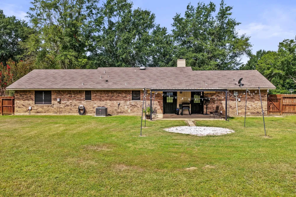 419 County Road 4164 Pittsburg, TX 75686