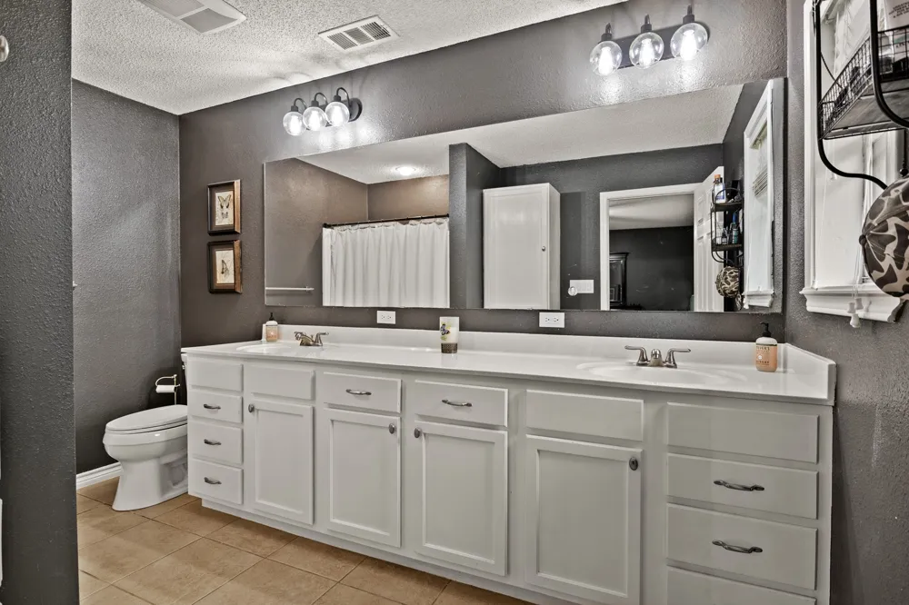 419 County Road 4164 Pittsburg, TX 75686