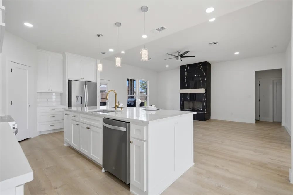905 Cumberland Street McGregor, TX 76657