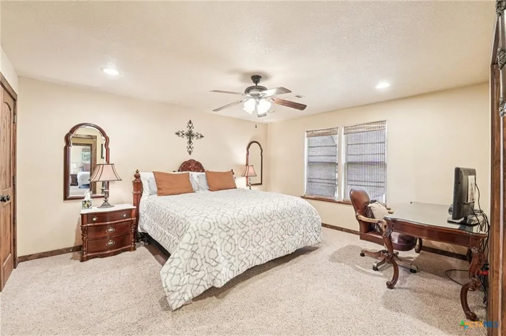 190 Private Road 3011 Lampasas, TX 76550