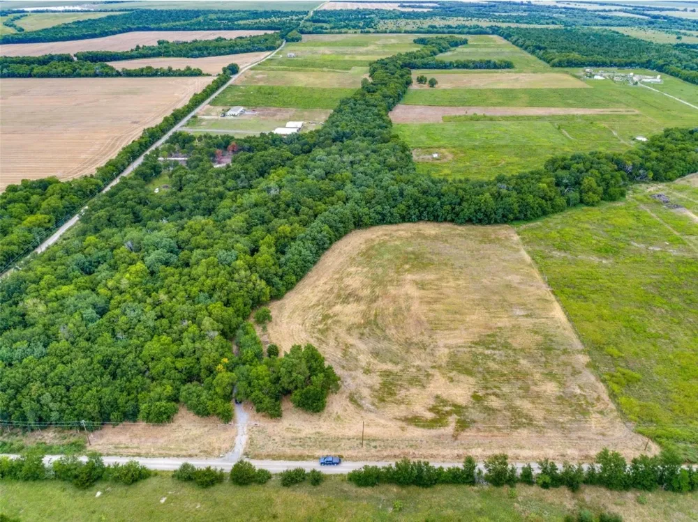 3805 County Rd Wolfe City, TX 75496