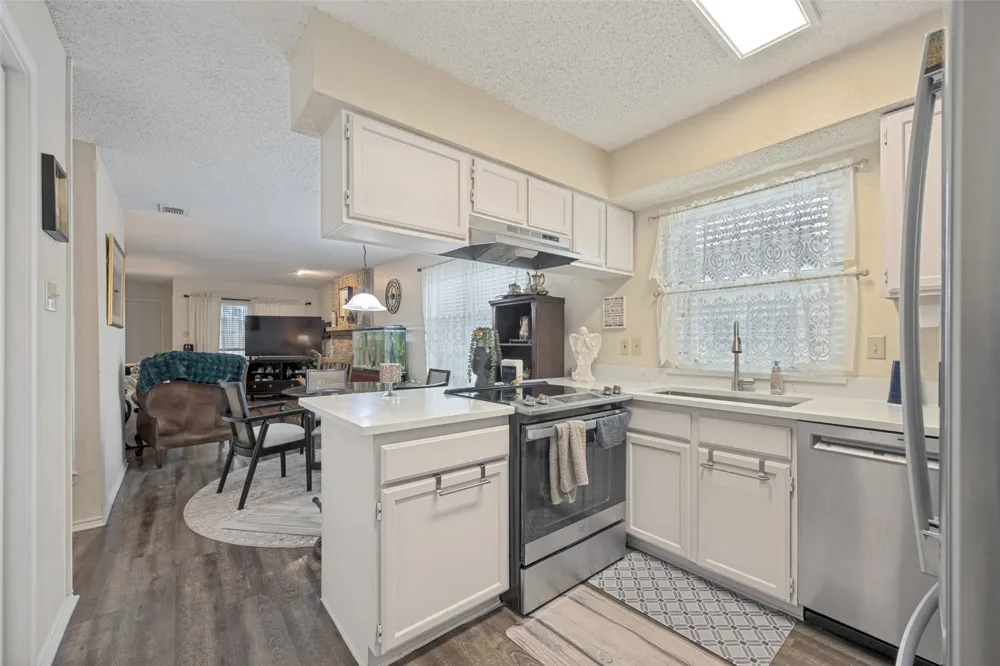 5720 Cancun Drive North Richland Hills, TX 76180