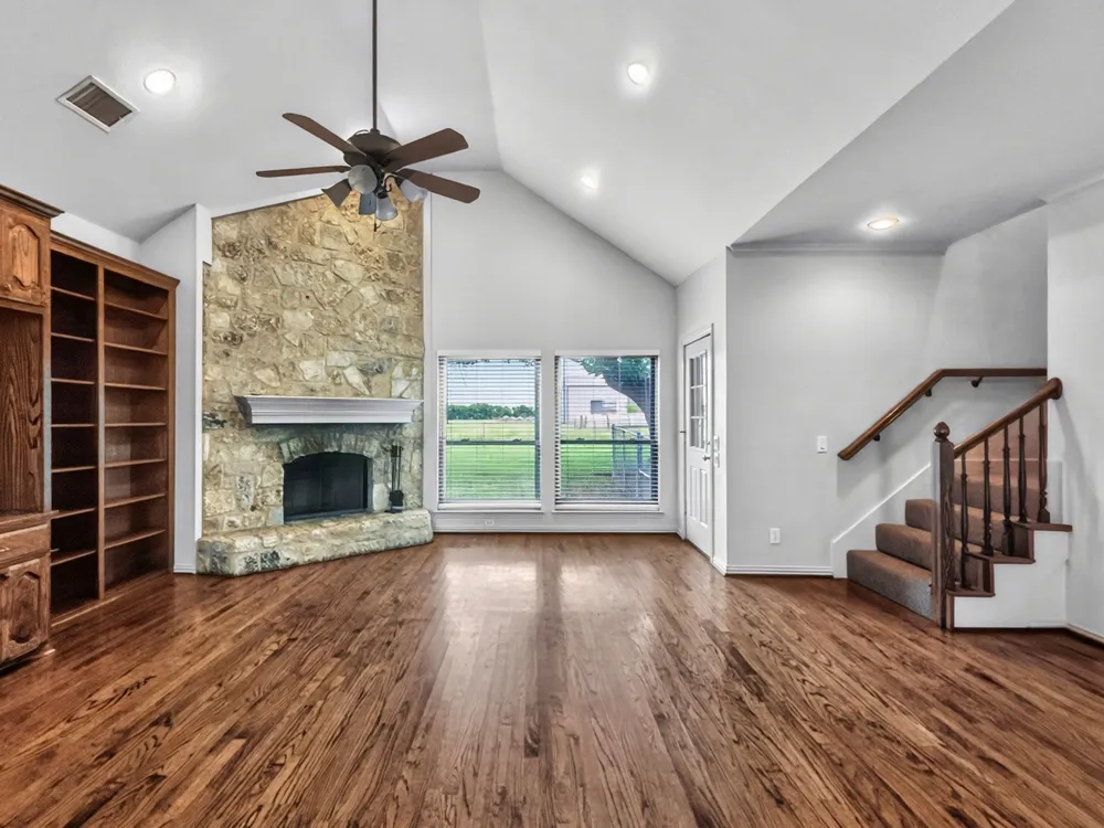 1255 Vineyard Road Gunter, TX 75058