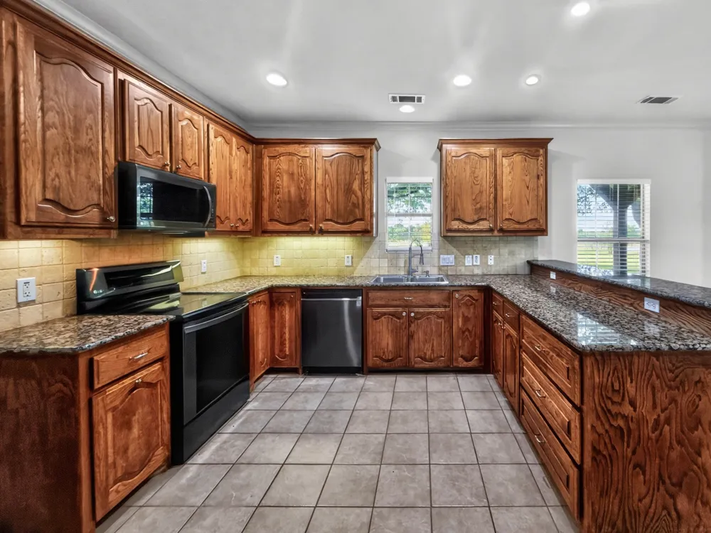 1255 Vineyard Road Gunter, TX 75058