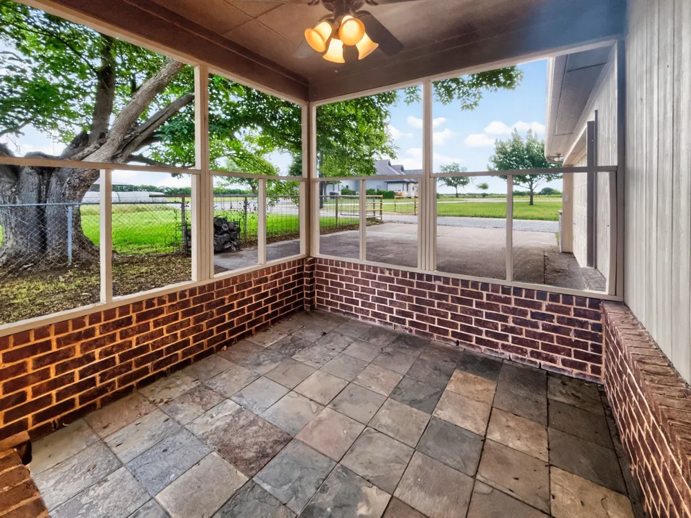 1255 Vineyard Road Gunter, TX 75058