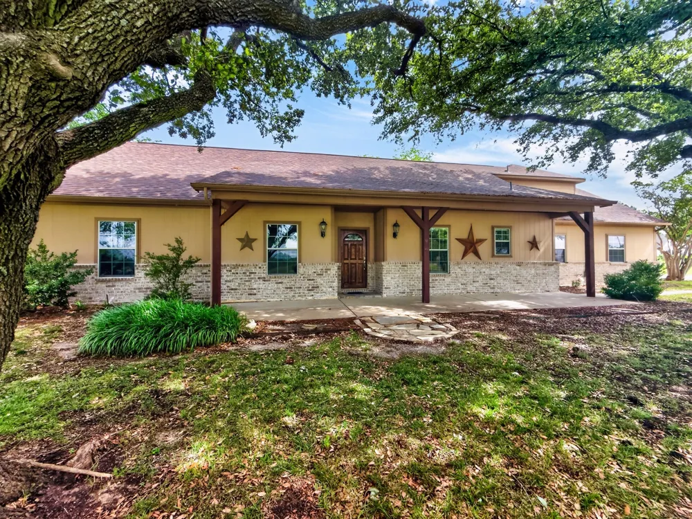 1255 Vineyard Road Gunter, TX 75058