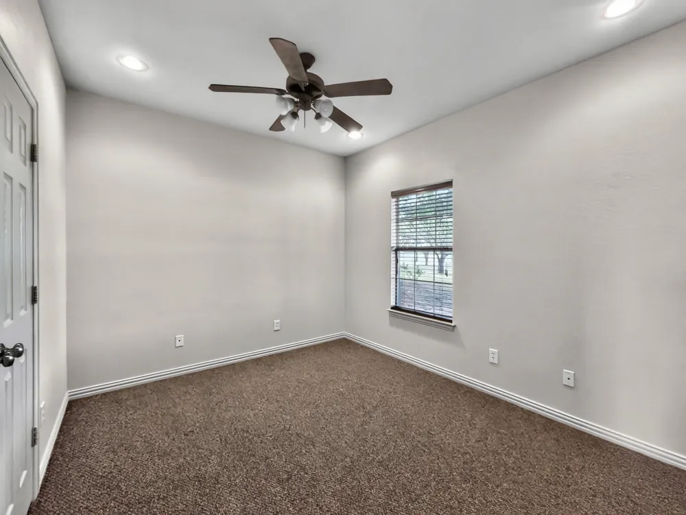 1255 Vineyard Road Gunter, TX 75058