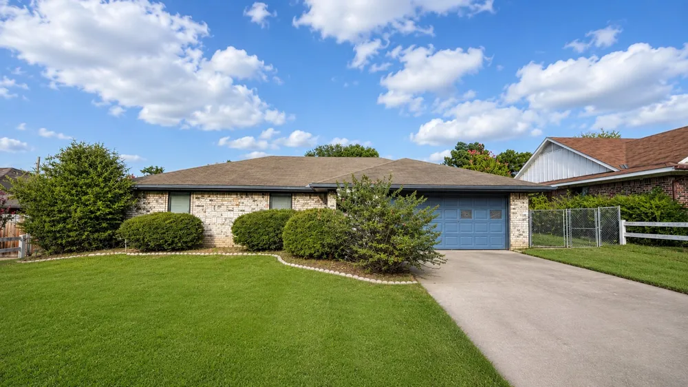 1350 26th Street NE Paris, TX 75460