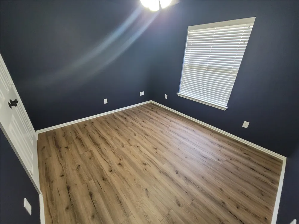 205 Willow Creek Drive Weatherford, TX 76085