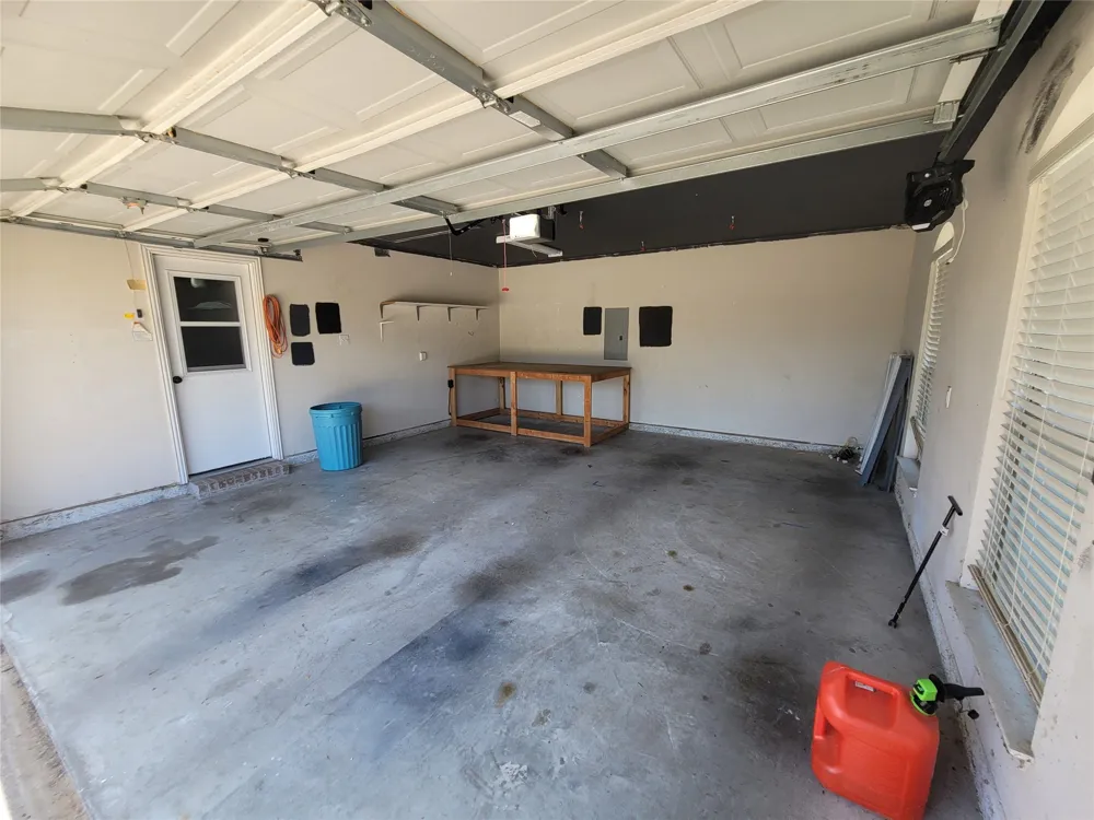 205 Willow Creek Drive Weatherford, TX 76085