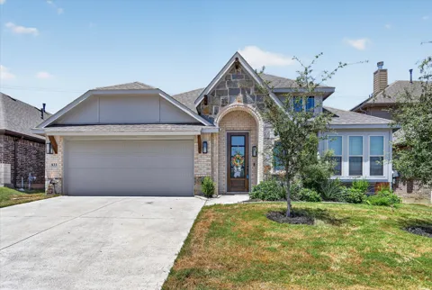 833 Godley Ranch
