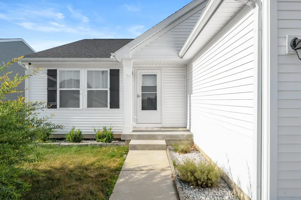8076 Lausen Lane Richland, MI 49083