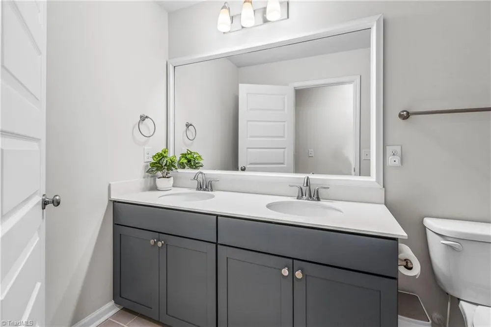 7388 Deerhurst Lane Kernersville, NC 27284