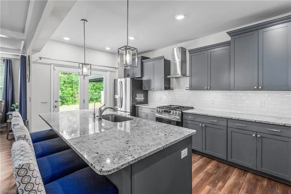 7388 Deerhurst Lane Kernersville, NC 27284