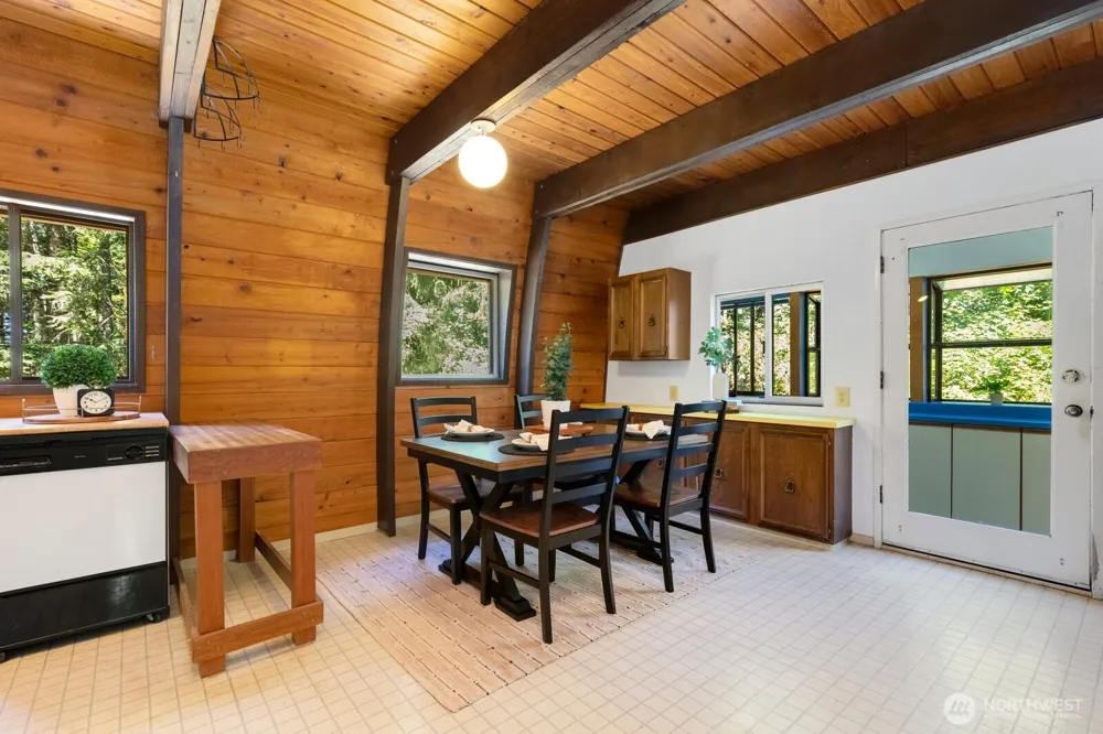 24735 SE Summit Landsburg Road Ravensdale, WA 98051