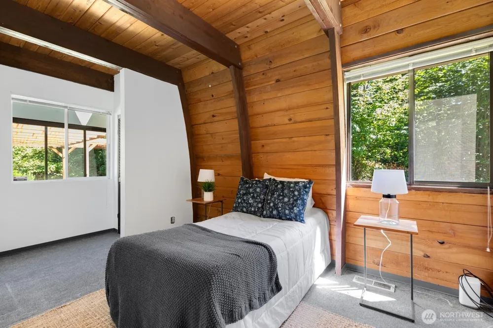 24735 SE Summit Landsburg Road Ravensdale, WA 98051