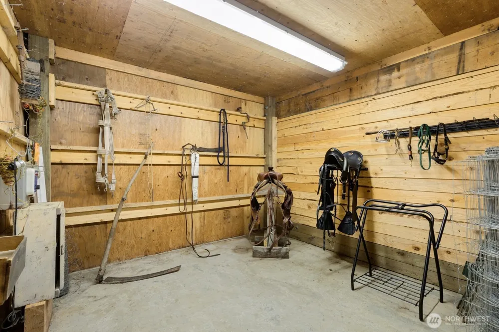 24735 SE Summit Landsburg Road Ravensdale, WA 98051