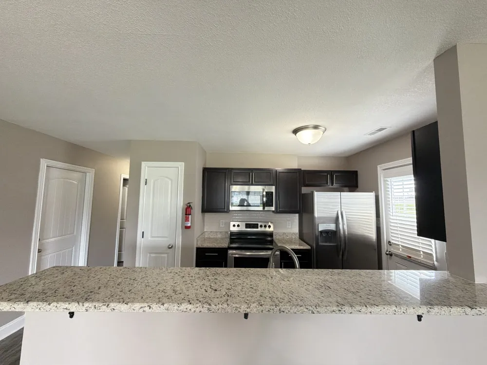 579 Heritage Point Dr #B Clarksville, TN 37042