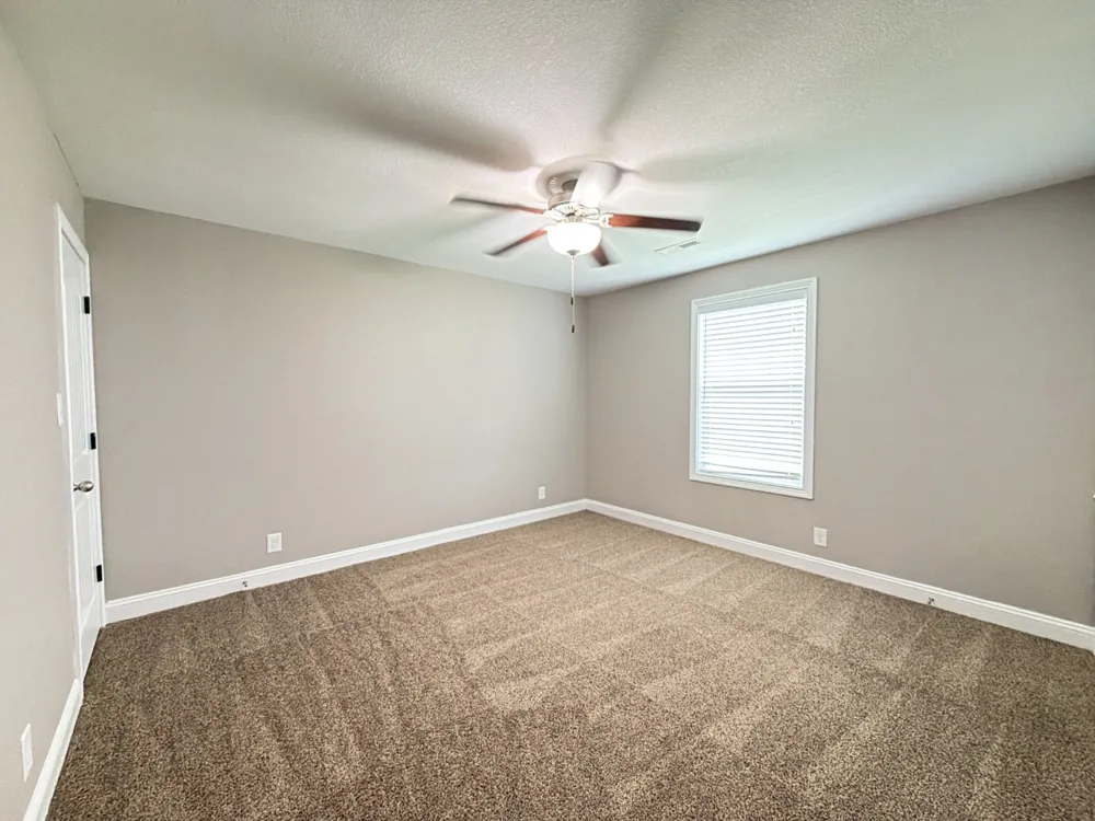 579 Heritage Point Dr #B Clarksville, TN 37042