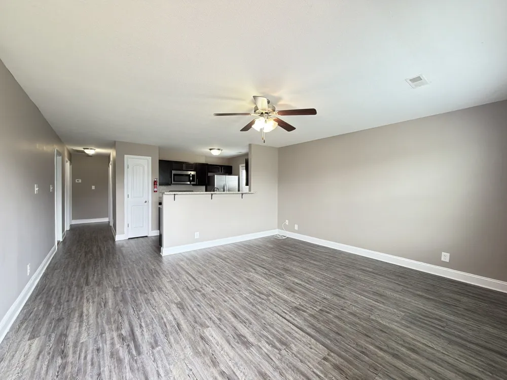 579 Heritage Point Dr #B Clarksville, TN 37042