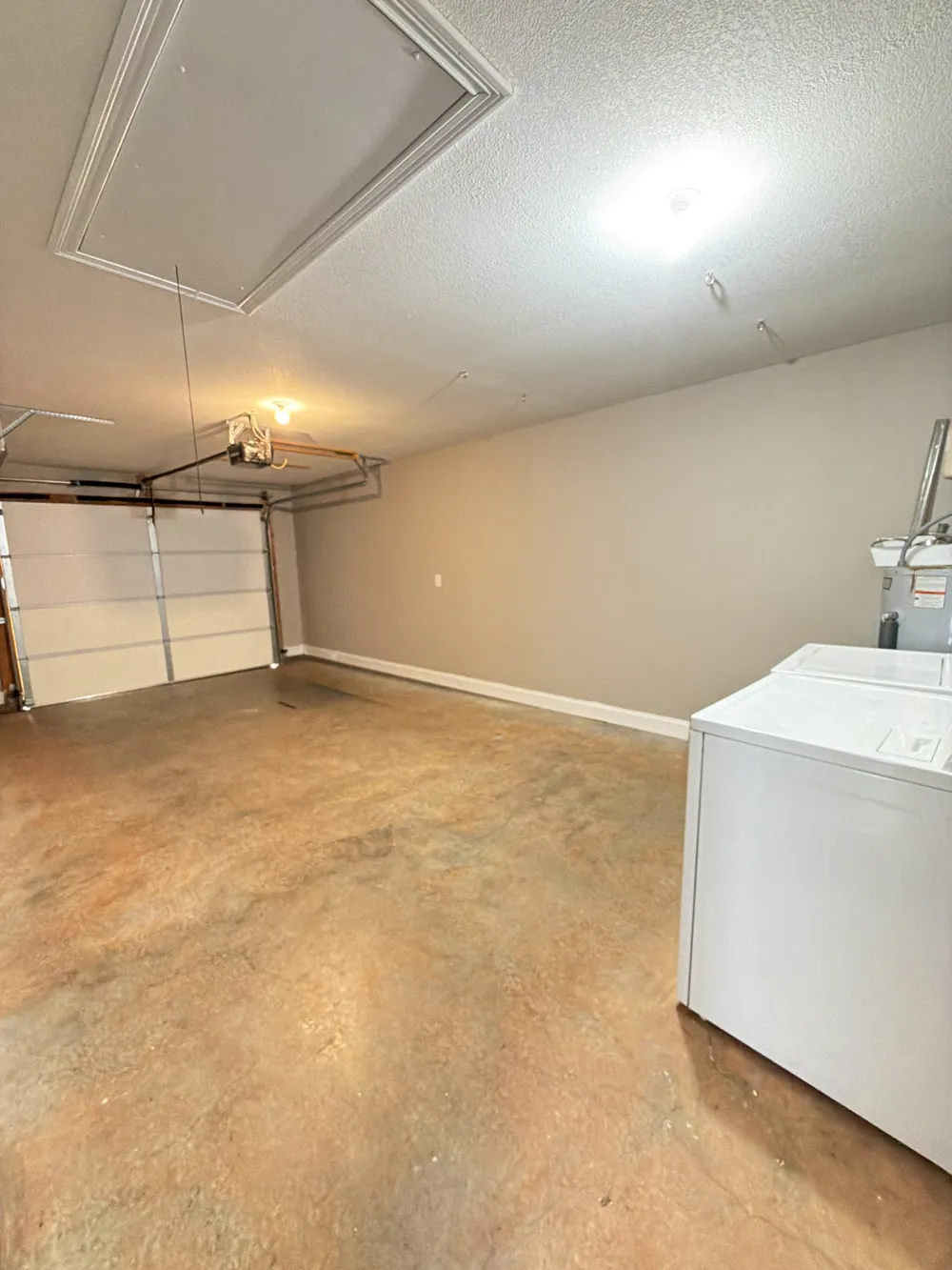 579 Heritage Point Dr #B Clarksville, TN 37042