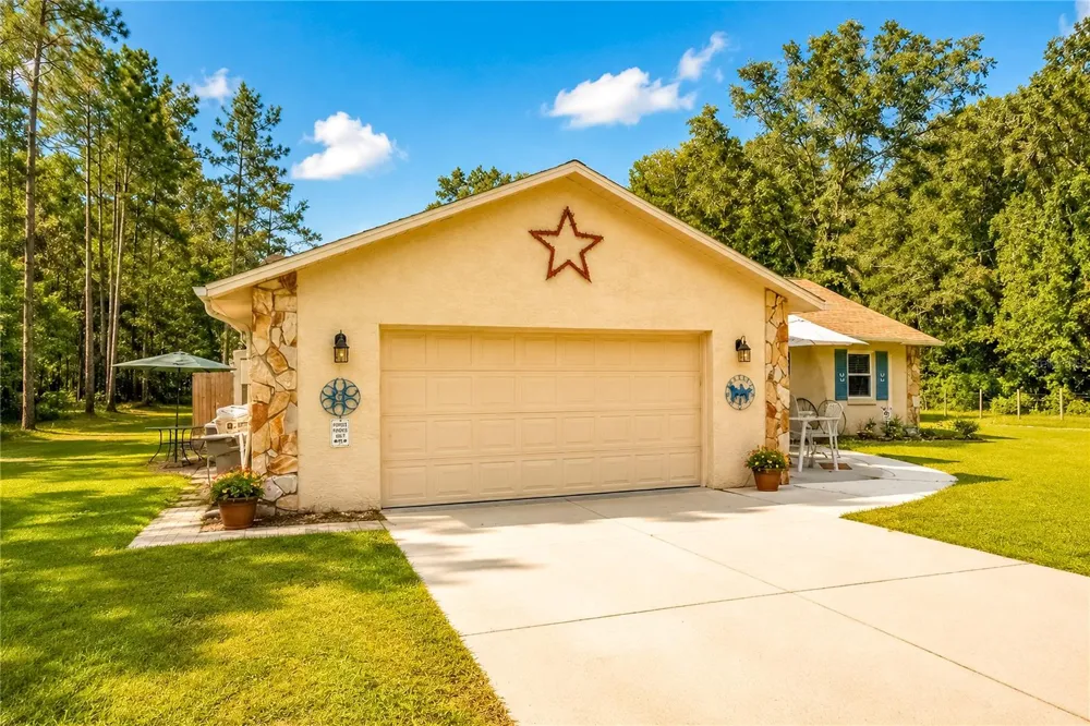 15970 NW 53RD STREET Morriston, FL 32668