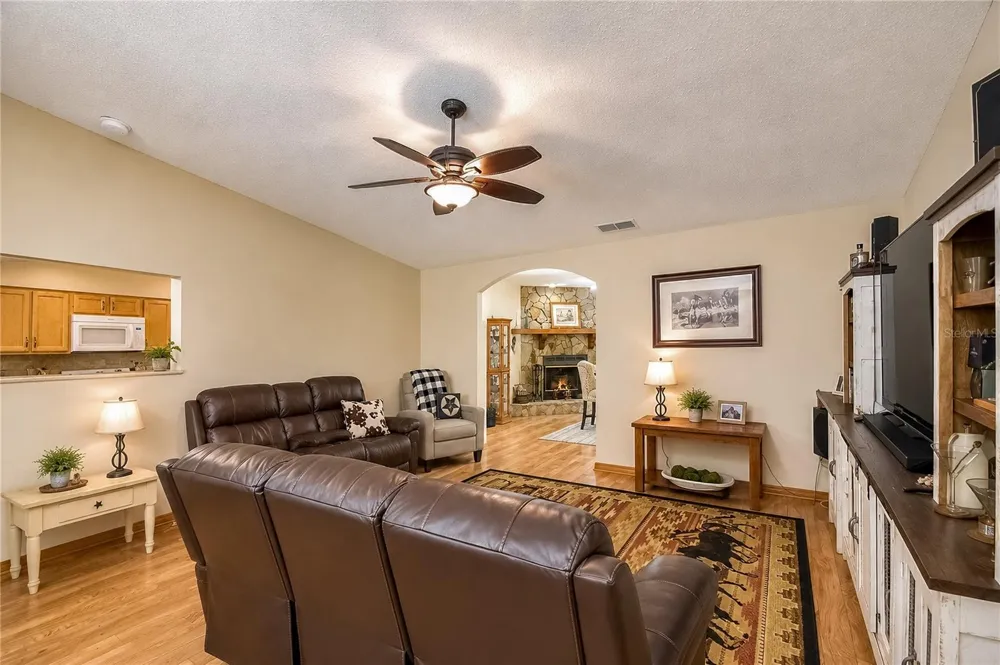 15970 NW 53RD STREET Morriston, FL 32668