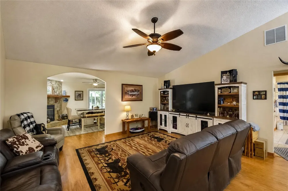 15970 NW 53RD STREET Morriston, FL 32668