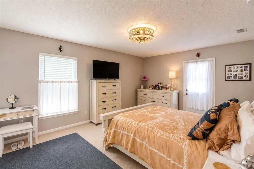 15970 NW 53RD STREET Morriston, FL 32668