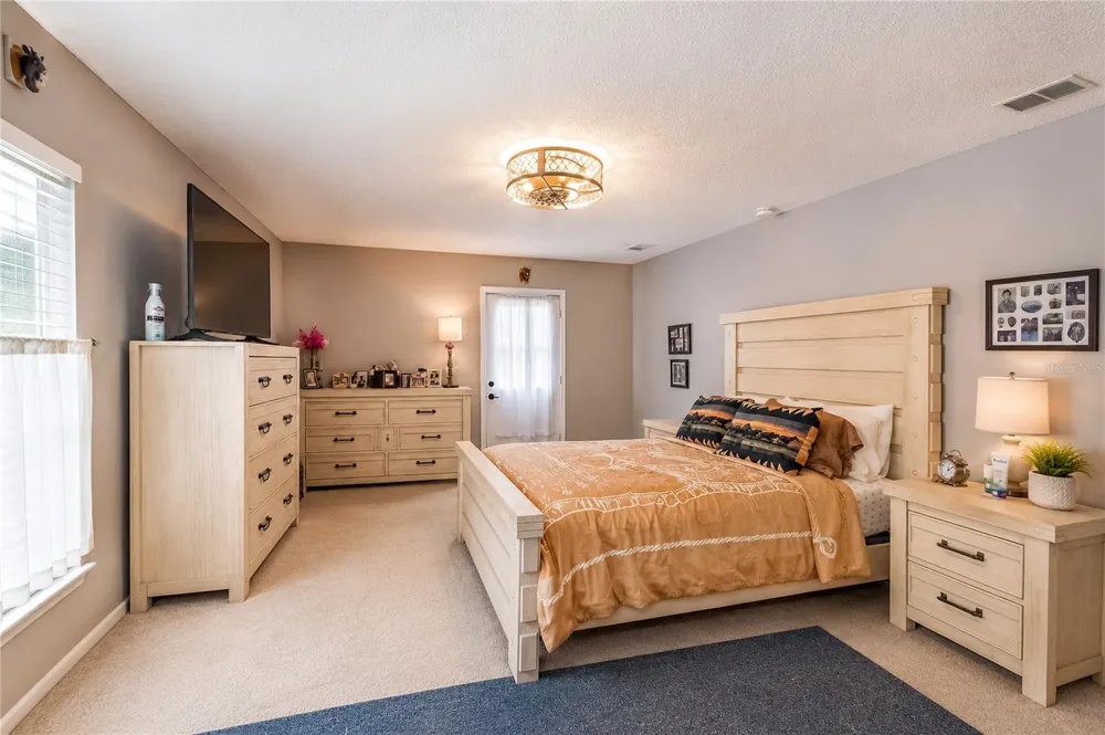 15970 NW 53RD STREET Morriston, FL 32668