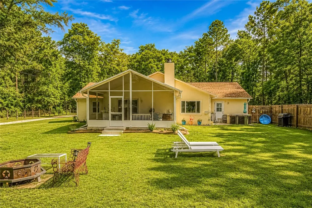 15970 NW 53RD STREET Morriston, FL 32668